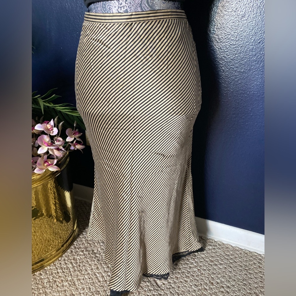 CLIFFORD & WILLS VINTAGE 100% SILK SKIRT 10 NWOT - Picture 2 of 12